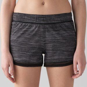 LULULEMON two with one short black